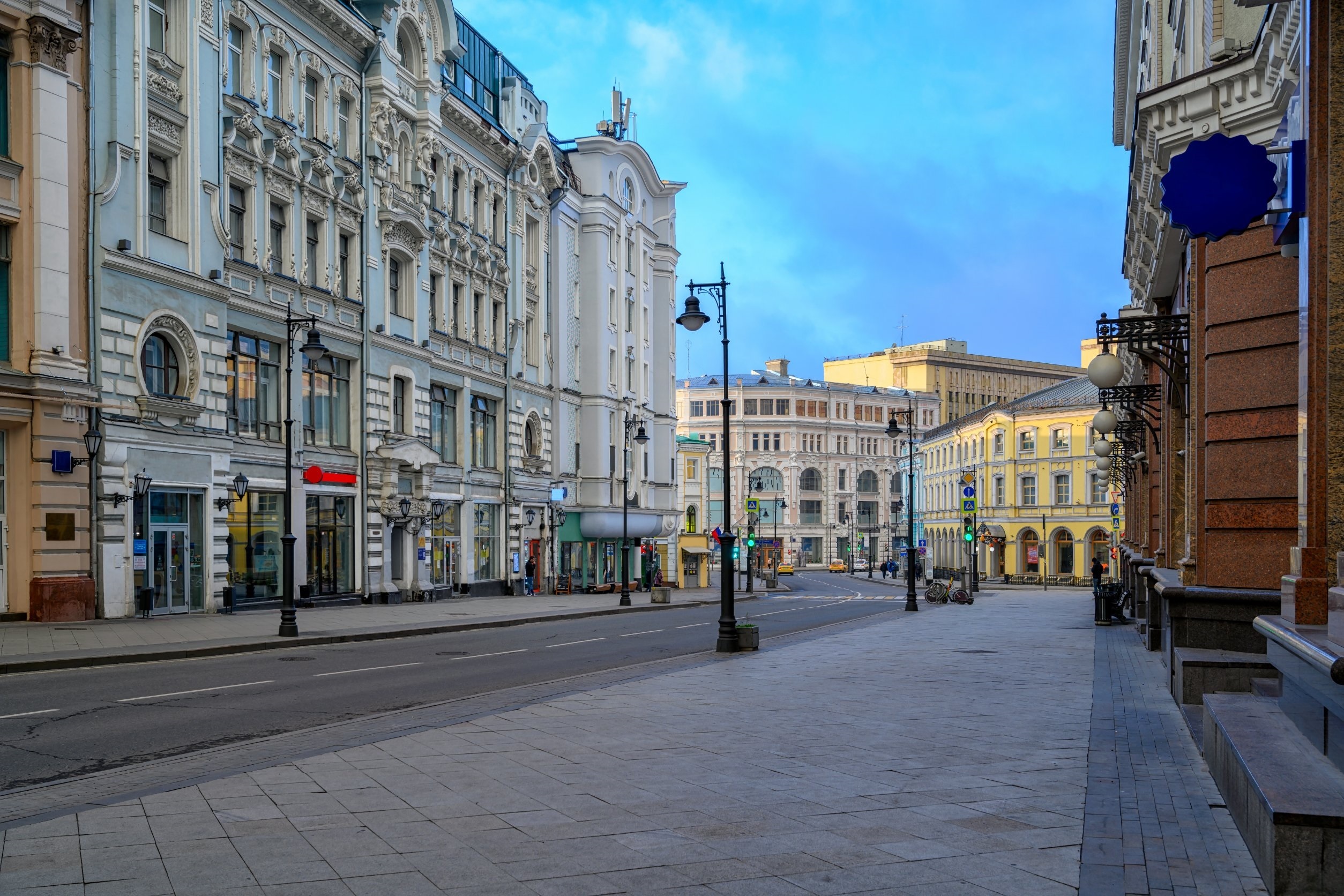 Движение в центре Москвы восстановлено после крестного хода